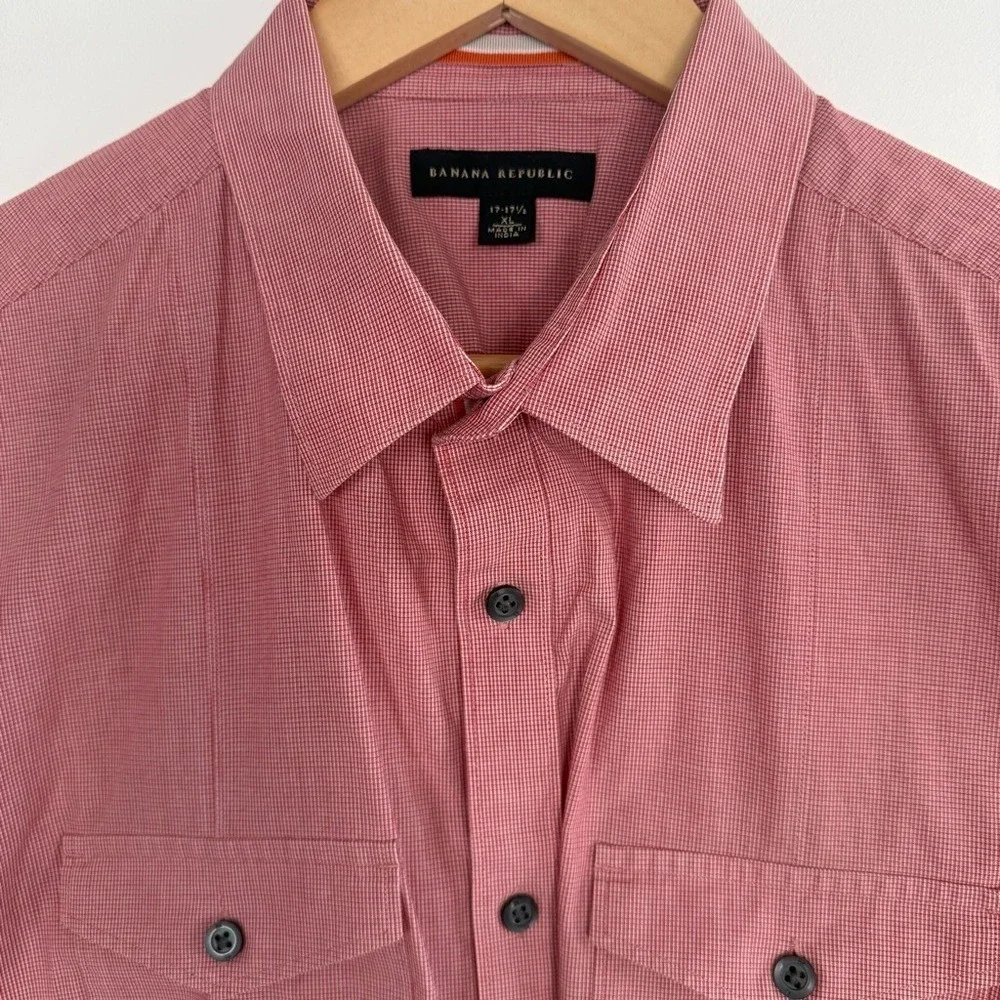 Banana Republic Mens XL Red Micro Check Short Sleeve Button Down Utility‎ Shirt